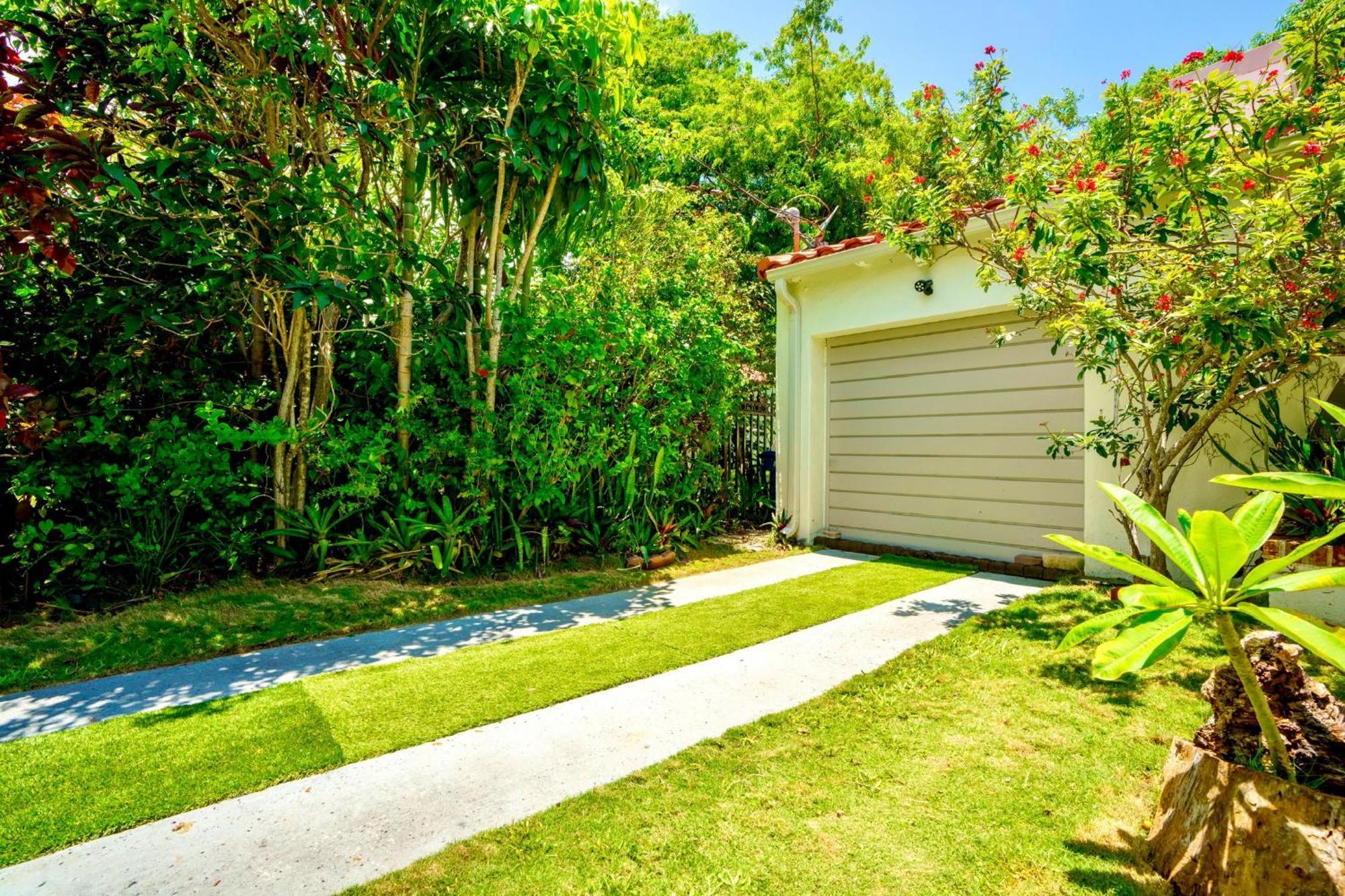 Entire Private Beautiful 2 Bedroom Plus Den House With Gated Front&Back Yard And Free Parking 10Min Drive To Miami Beach المظهر الخارجي الصورة